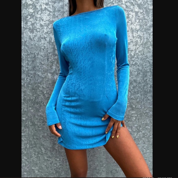 Princess Polly Dresses & Skirts - Princess Polly Lioness Montana Blue Open Back Long Sleeve Mini Dress M